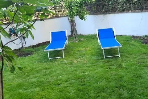 Bilocale Eur Grotta Perfetta 50mq Casa 32mq Sala Hobbies E 250mq Giardino *