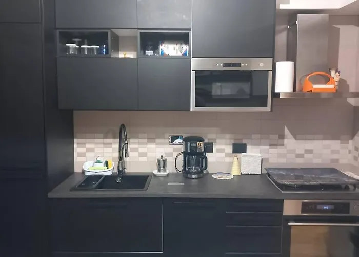 דירה Bilocale Eur Grotta Perfetta 50mq Casa 32mq Sala Hobbies E 250mq Giardino *