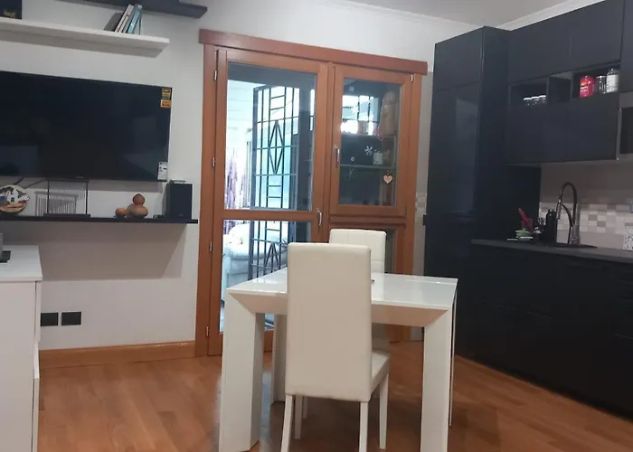 Bilocale Eur Grotta Perfetta 50mq Casa 32mq Sala Hobbies E 250mq Giardino *